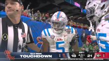 ¡Ole Miss quiere la victoria! Touchdown por tierra