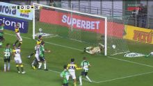 Defesaça de Willian! Goleiro reserva do América-MG fecha o gol contra o Criciúma e protagoniza lindo lance na Série B; VEJA