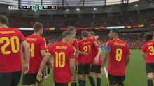Tim Payne no llegó a despejar y Trossard marcó el 1-0 de Bélgica