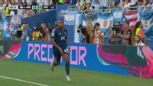 Deroy Duarte empató el partido ante Argentina