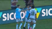 Gol do Goiás! Kadu chuta da entrada da área e marca mais uma vez contra a Ponte Preta