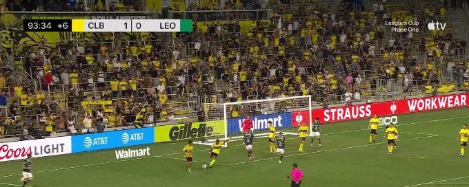 Columbus Crew defeat Leon 1-0