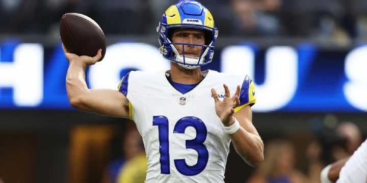 Stetson Bennett IV throws 3 TDs in Rams' win