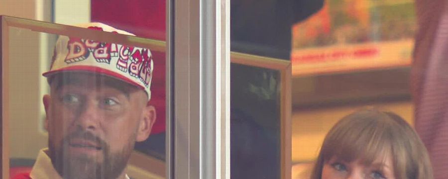 Mahomes, Swift, Kelce take in Nebraska-Cincinnati