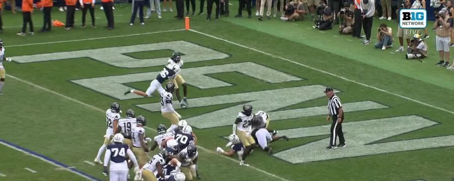 Nicholas Singleton scores 5-yard rushing touchdown