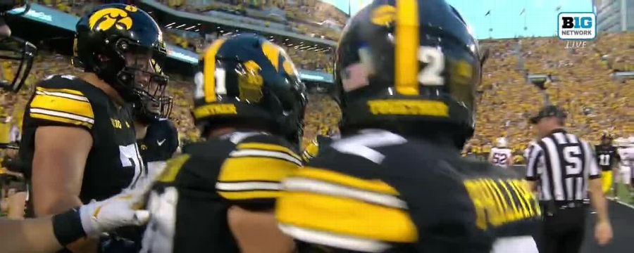 UMass Minutemen vs. Iowa Hawkeyes: Full Highlights