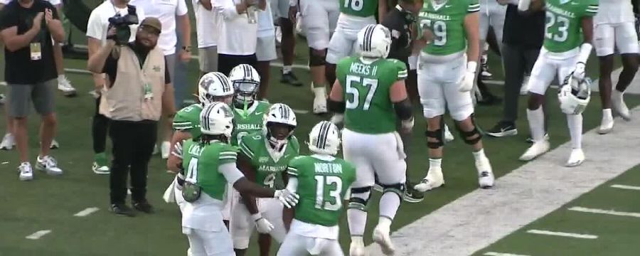 Carlos Del Rio-Wilson connects for 30-yard TD pass