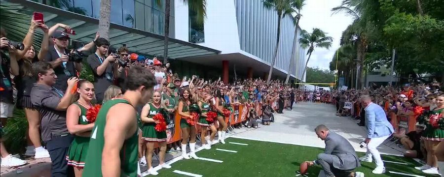 Miami student nearly banks in FG kick off building