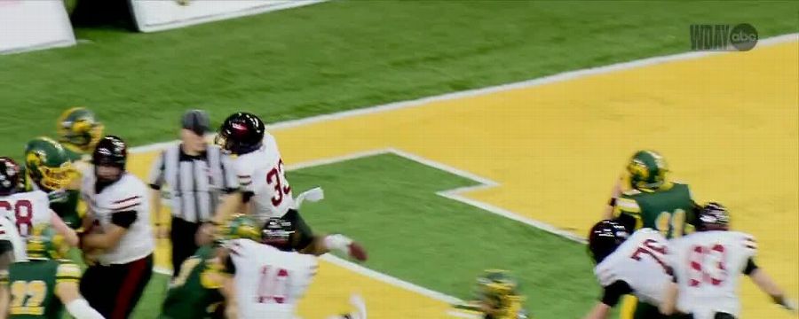 Carson Fletcher scores 4-yard rushing touchdown