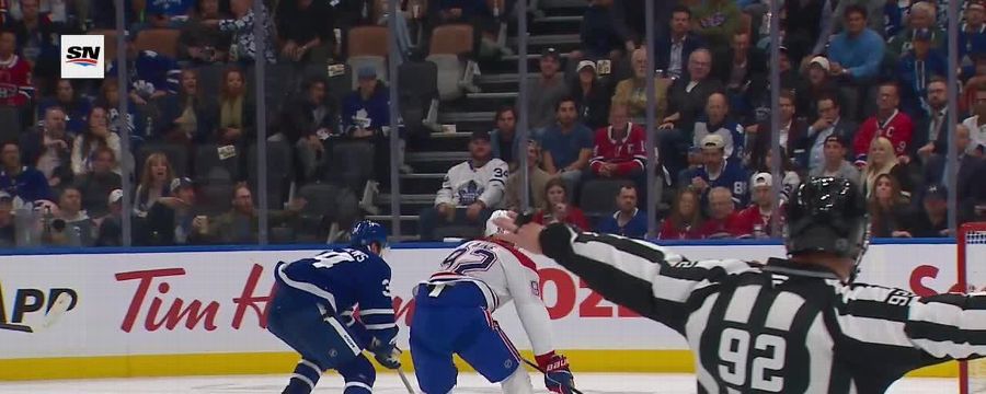 Auston Matthews tallies goal vs. Canadiens