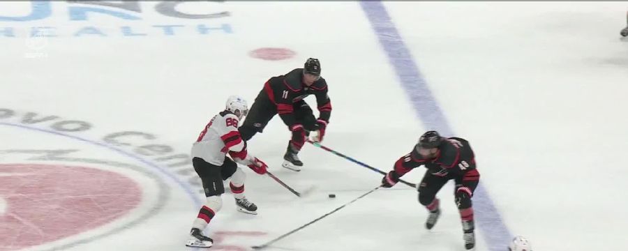 Seth Jarvis lights the lamp for Hurricanes