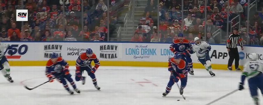 Vancouver Canucks vs. Edmonton Oilers: Game Highlights