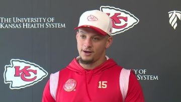 Patrick Mahomes loves Texas Tech's tortilla toss, but wants to avoid penalties