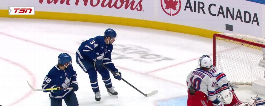 Auston Matthews wins it for Leafs in OT