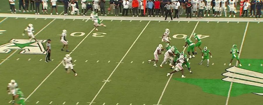 Chris Jimerson Jr. throws 37-yard touchdown pass to Terrence Lewis