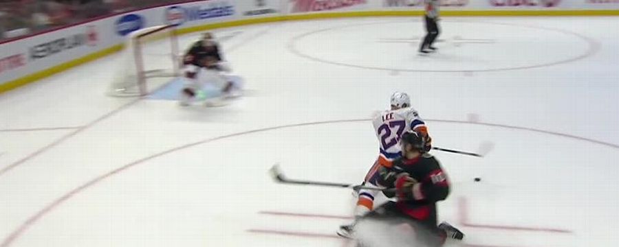 Anders Lee beats defender and scores Isles' winner