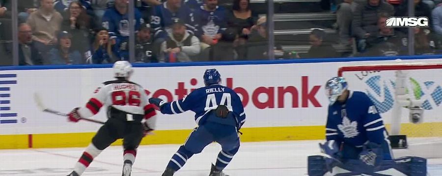 Jack Hughes scores goal for Devils
