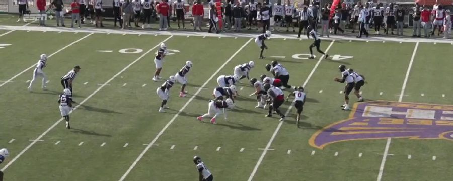 Jax Leatherwood throws 38-yard touchdown pass to Kalvin Gilbert