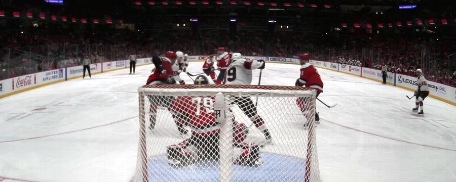 Thomas Chabot capitalizes on the power play