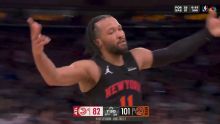 Jalen Brunson scores 39 points and the Knicks rout the Hawks 126-97 for a 3-2 series lead