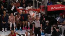 Sug Sutton makes go-ahead floater to help the Fire beat the Sun 83-82