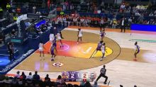 Los Angeles faces Connecticut on 3-game win streak