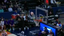 Los Angeles faces Connecticut on 3-game win streak