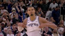 Wemby misses at the end, Knicks beat Spurs 105-104 for 2-0 lead in NBA Finals