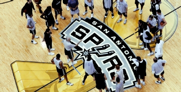 Sources: Trophy logo to return to NBA Finals court