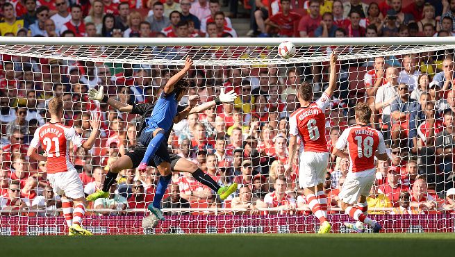 Football - 2014 Emirates Cup - SL Benfica / Valencia CF - Emirates Stadium.Luis Felipe, Benfica Photo Stock - Alamy Football - 2014 Emirates Cup - SL Benfica / Valencia CF - Emirates Stadium.Luis Felipe, Benfica Photo Stock - Alamy