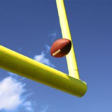 USC's Sam Huard, wearing No. 80, fools Northwestern with trick play