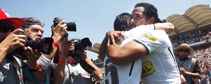 Colo Colo's Santiago derby win forces Chilean league down to the wire