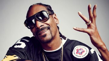 Snoop Dogg-Dr. Dre alcoholic beverage sponsors Arizona Bowl