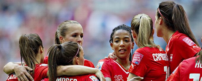 Switzerland beat Ecuador 10-1 on Humm and Bachmann hat tricks
