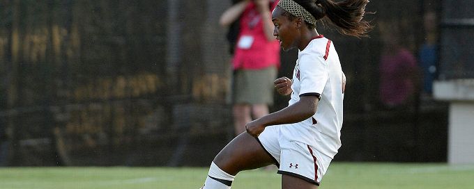 McCaskill, Drennan lead Gamecocks past Charlotte