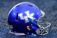 Sources: Kentucky to hire Texas A&M's Jay Bateman as DC