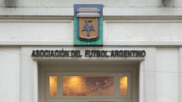 Argentina referees protest lack of pay with work stoppage - union chief