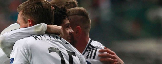 Legia Warsaw secure place in Europa League after Sporting win