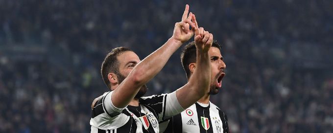 Gonzalo Higuain brace leads Juventus to win, Atalanta held by Sassuolo