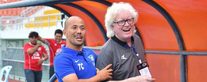Therdsak Chaiman walks away from Chonburi after Buriram defeat