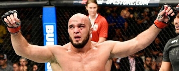 Latifi off UFC roster after fighting out contract