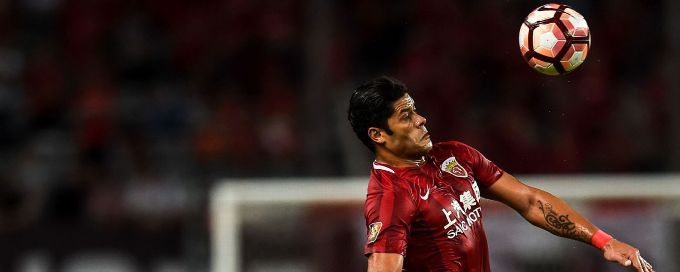 CSL: Hulk, Wu Lei each score brace as Shanghai SIPG close gap with leaders