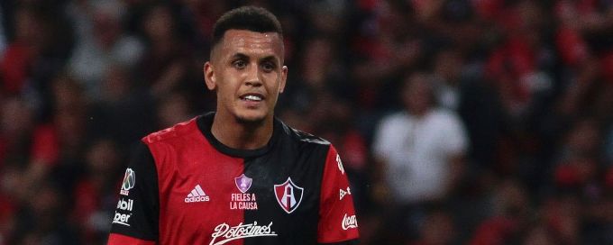 Lazio's Ravel Morrison could join Portuguese side Vitoria Setubal - sources