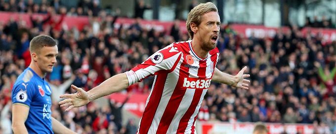Crouch set for Premier League return with Burnley, Vokes joins Stoke City
