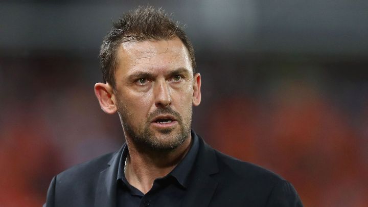 Tony Popovic leaves Perth Glory to take on European role