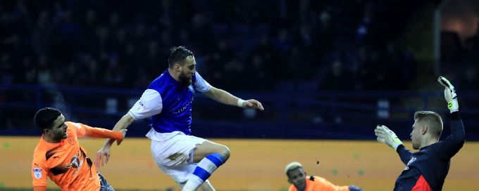 Atdhe Nuhiu scores two as Sheffield Wednesday ease past Reading