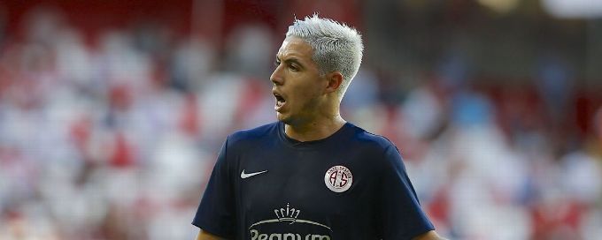 Las Palmas given approval to sign free agent amid Samir Nasri links