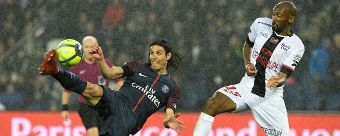 Late Edinson Cavani double rescues point for PSG against Guingamp