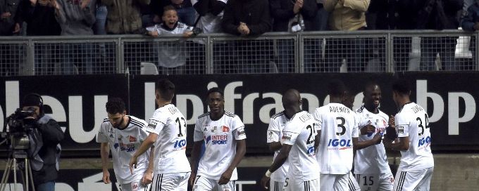 Amiens secure Ligue 1 survival in draw with Paris Saint-Germain