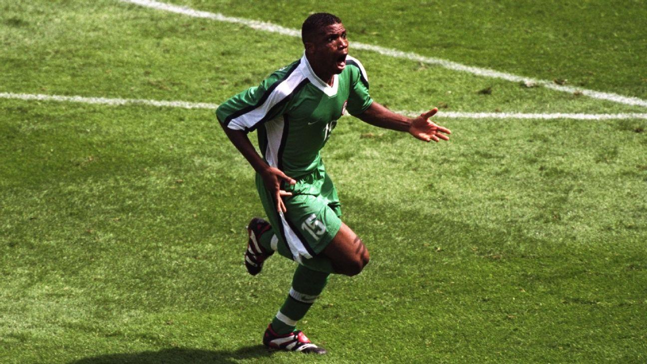 Sunday Oliseh celebrates after scoring the winning goal against Spain